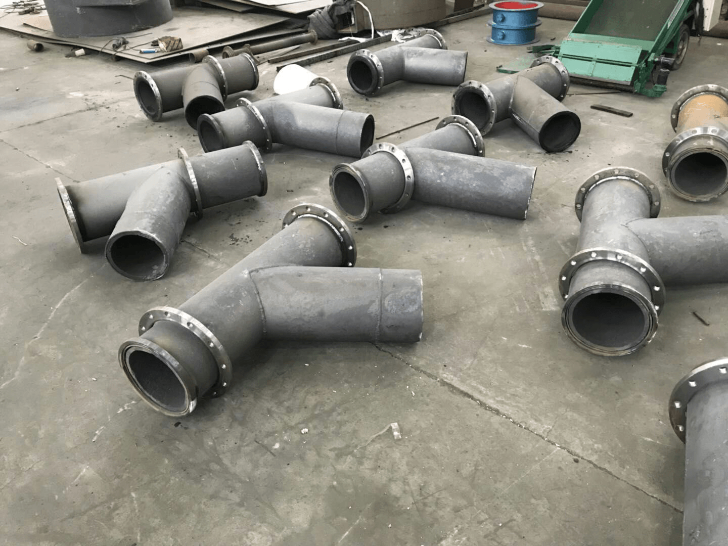 你們要的耐磨管道來了，到底哪種更能滿足你！