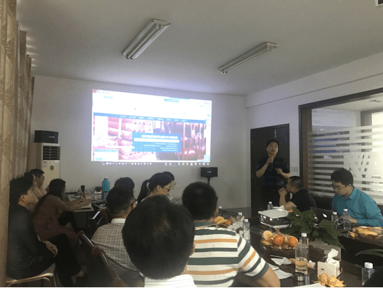 馮會長對江蘇江河機械的網(wǎng)絡(luò)進行扒皮