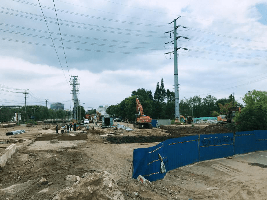 開學啦!江蘇江河小廣播為您播報道路信息！