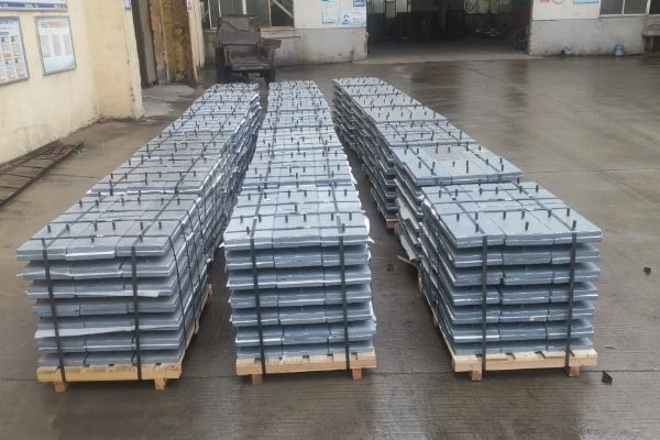 礦山機械陶瓷耐磨板