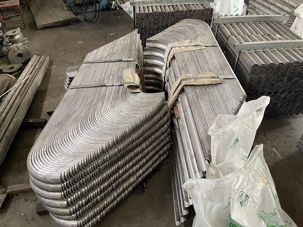 鍋爐水冷壁防磨瓦壓板生產廠家